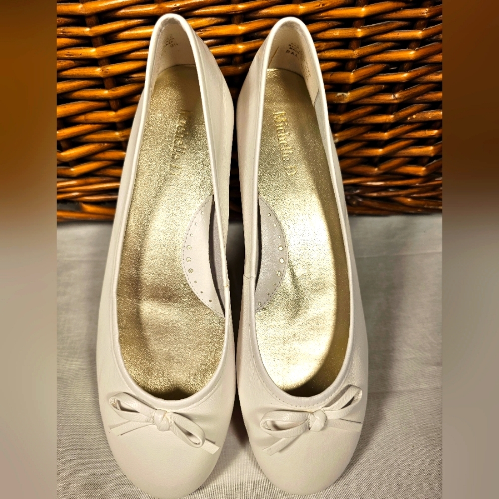 Vintage Michelle D White Ballet101 Shoes